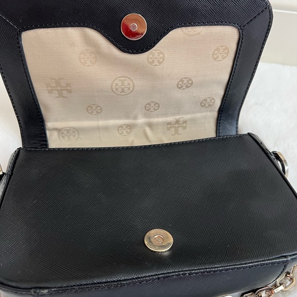 Authentic Tory Burch Saffiano Leather Crossbody Clutch - Picture 6 of 11